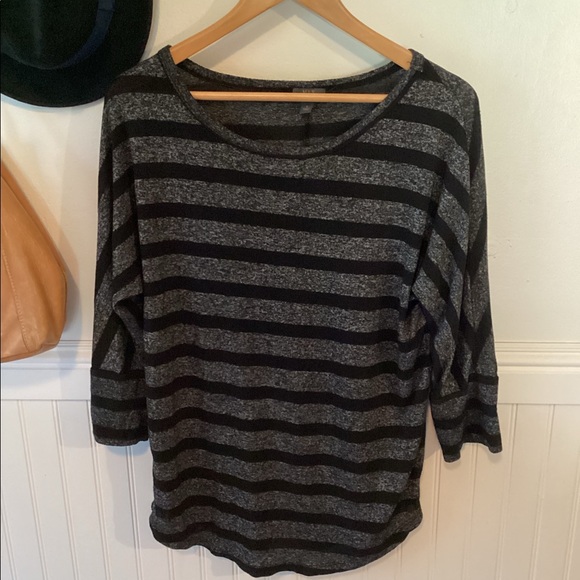 Tops - 🌷Large Mix black and grey striped shirt